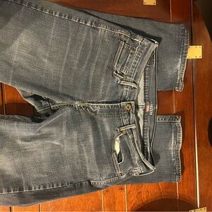 Levi's woman’s Indigo curvy bootcut
